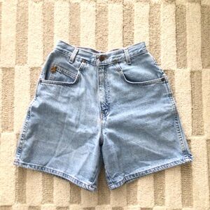 {Chic} Vintage Mom High Rise Denim Shorts